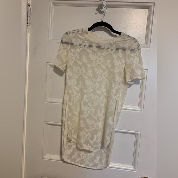 Wilfred Flower T-Shirt - Picture 3 of 3